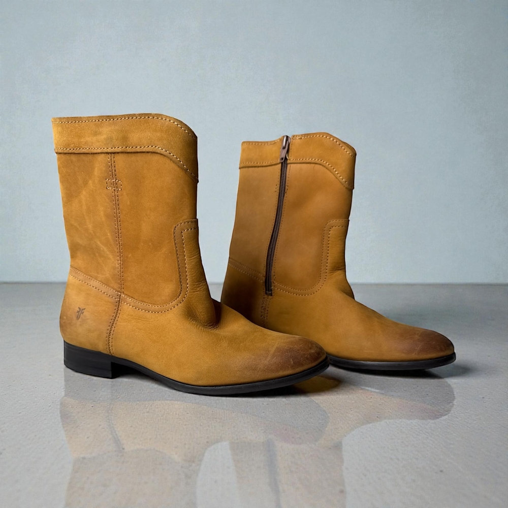 Frye Women's Tan Heeled Boots